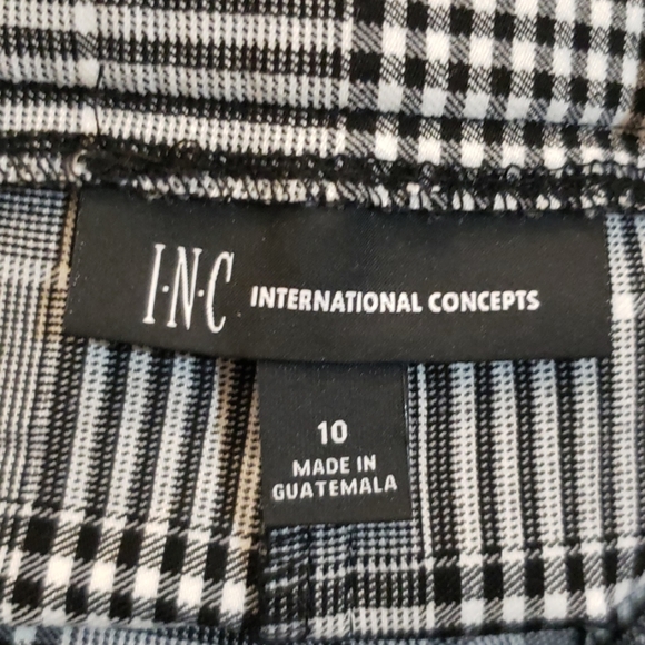 Pants - Picture 6 of 6